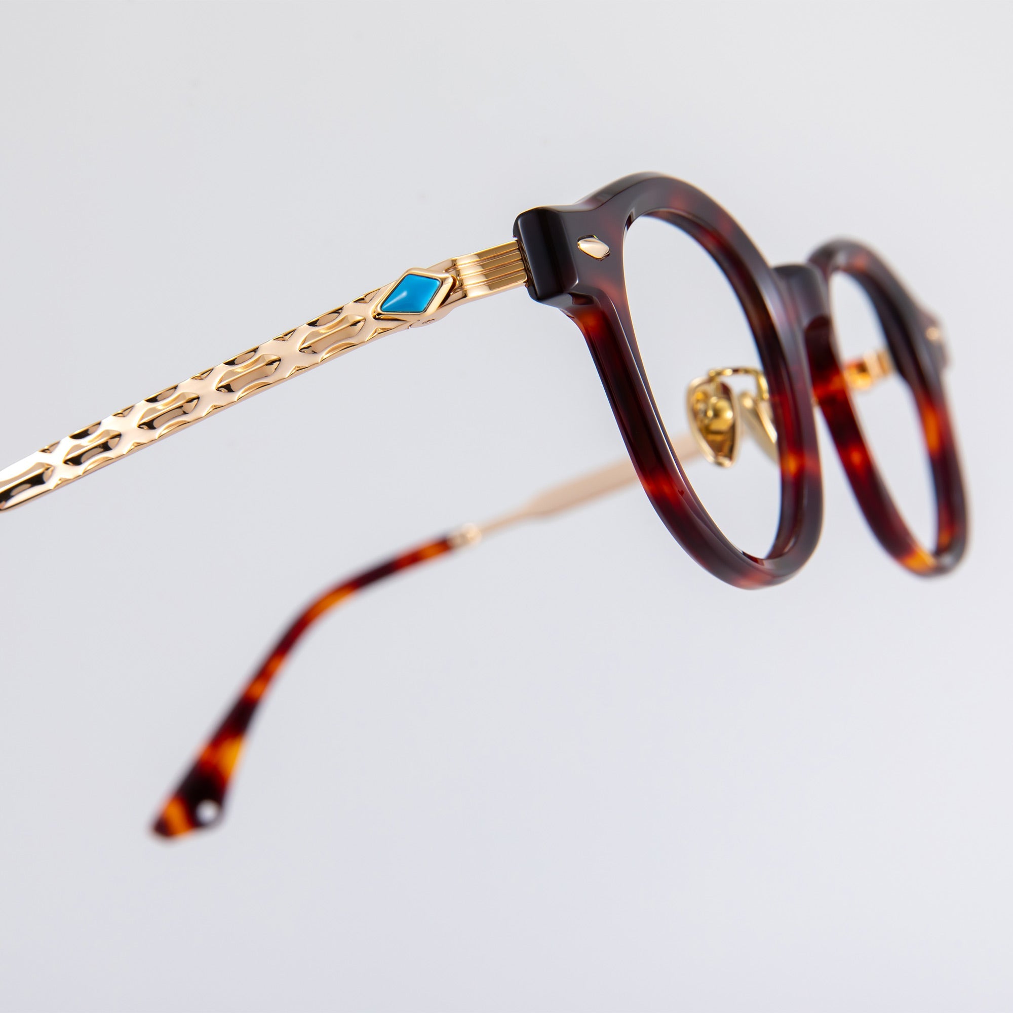 Donahugh-eyeglasses-tortoise