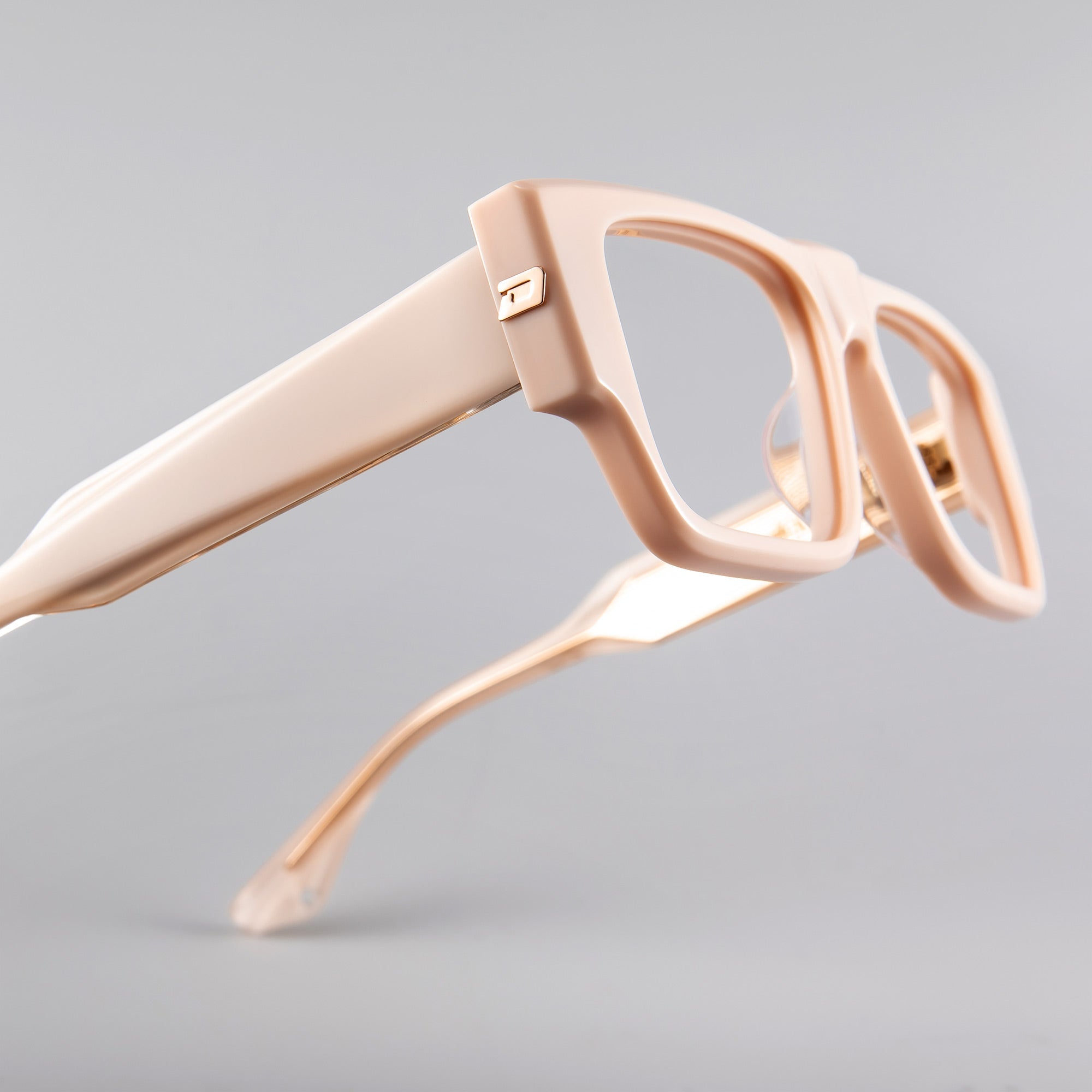 Donahugh-eyeglasses-pink