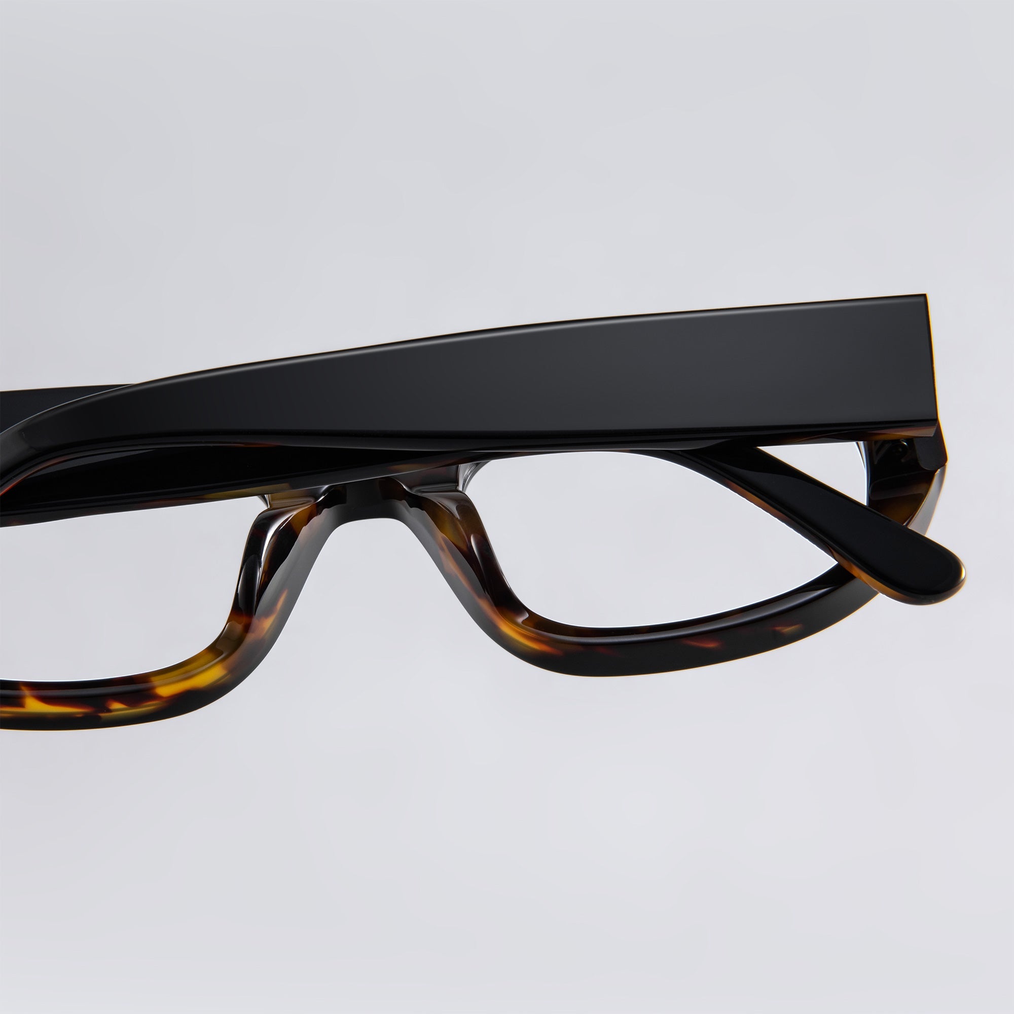 Donahugh-eyeglasses-blacktortoise